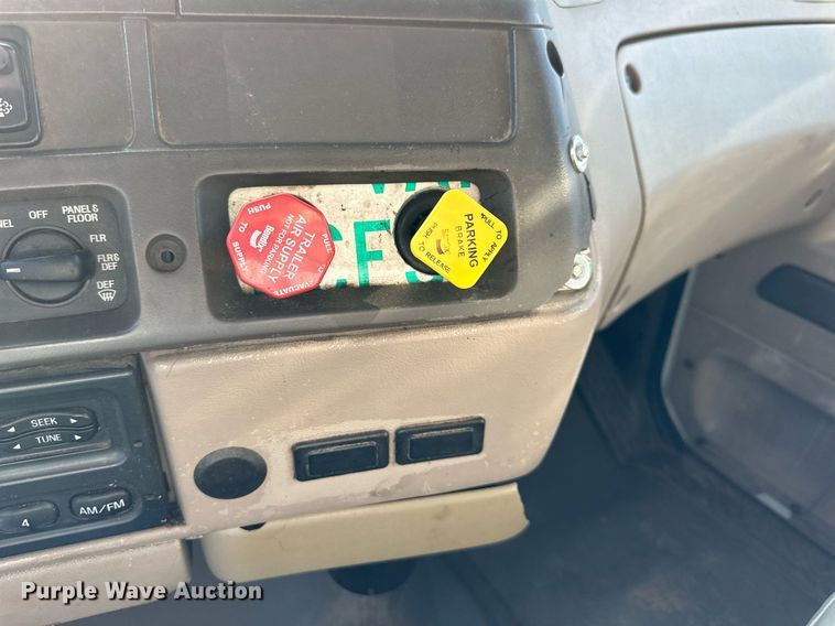 image for item DS2294 2008 Sterling LT9500  dump truck