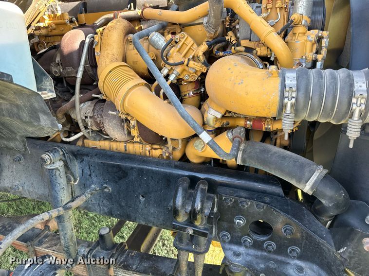 image for item DS2294 2008 Sterling LT9500  dump truck