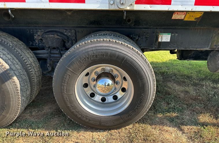 image for item DS2294 2008 Sterling LT9500  dump truck