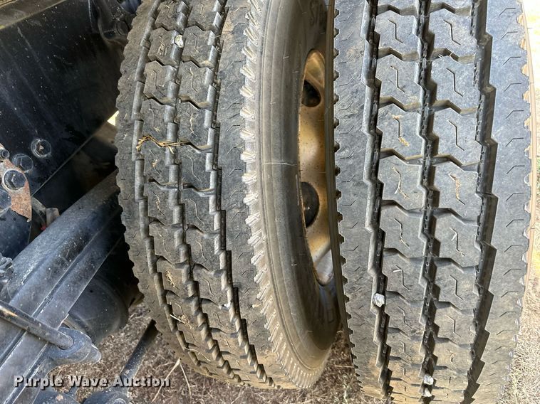 image for item DS2294 2008 Sterling LT9500  dump truck