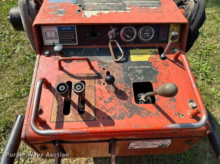 image for item DS2306 2004 Ditch Witch SK500  compact utility loader