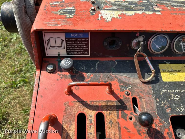 image for item DS2306 2004 Ditch Witch SK500  compact utility loader