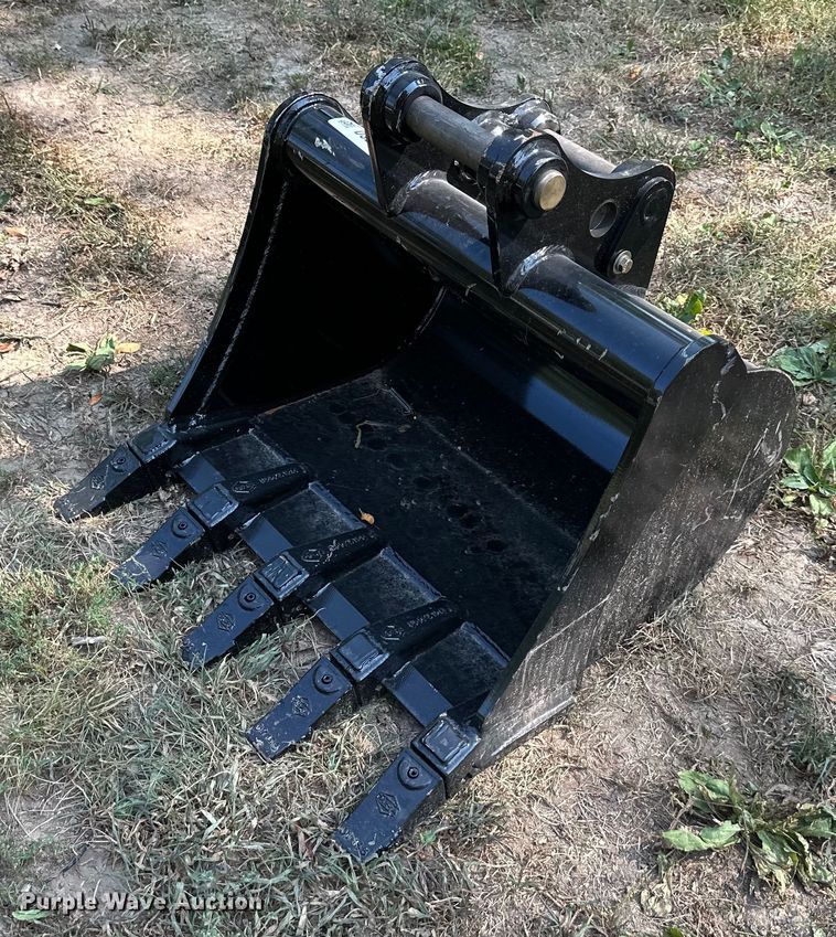 image for item DS2309 Kubota  excavator bucket