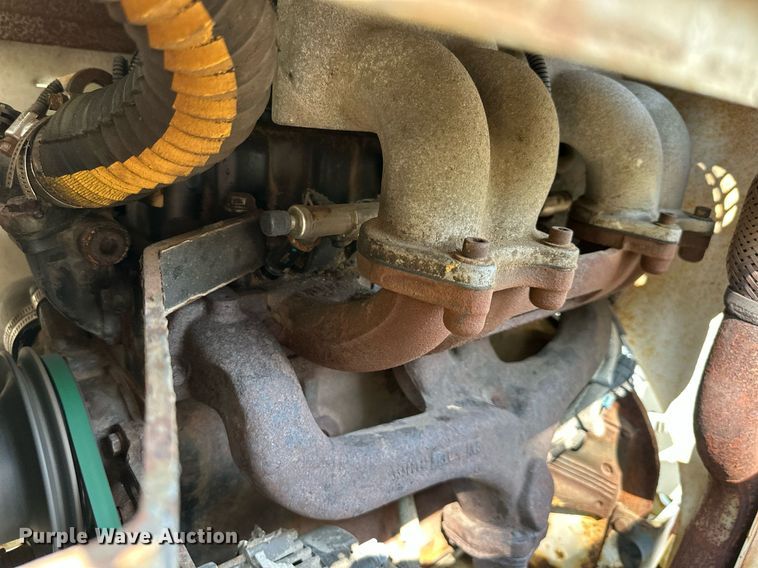 image for item DS2310 2015 Bandit 200UC  wood chipper