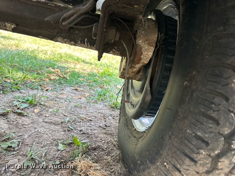 image for item DS2310 2015 Bandit 200UC  wood chipper