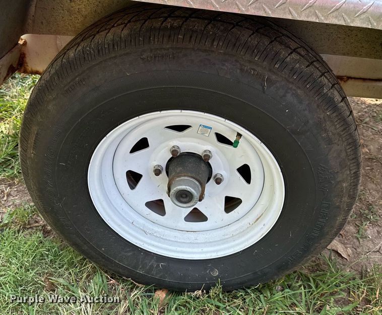 image for item DS2310 2015 Bandit 200UC  wood chipper