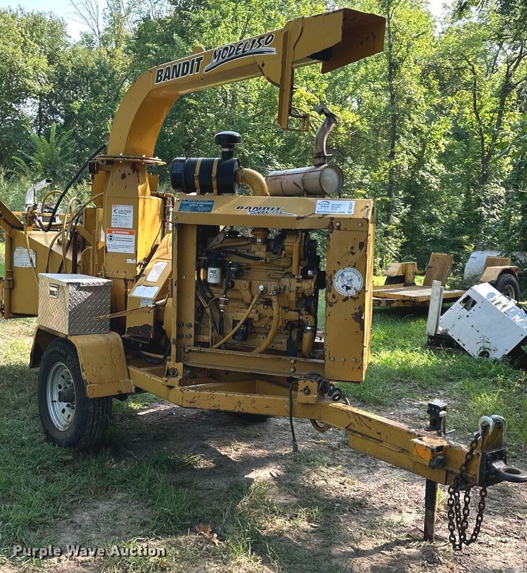 image for item DS2311 1999 Bandit 150  wood chipper