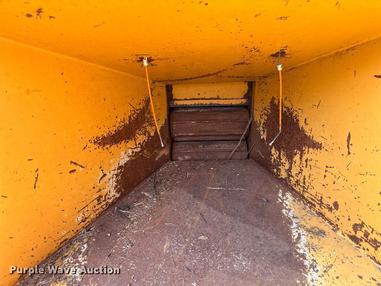 image for item DS2311 1999 Bandit 150  wood chipper