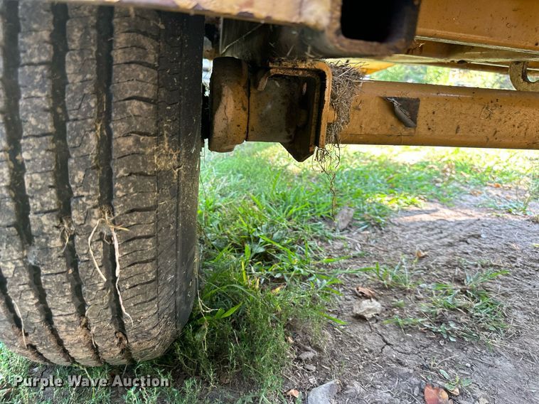 image for item DS2311 1999 Bandit 150  wood chipper