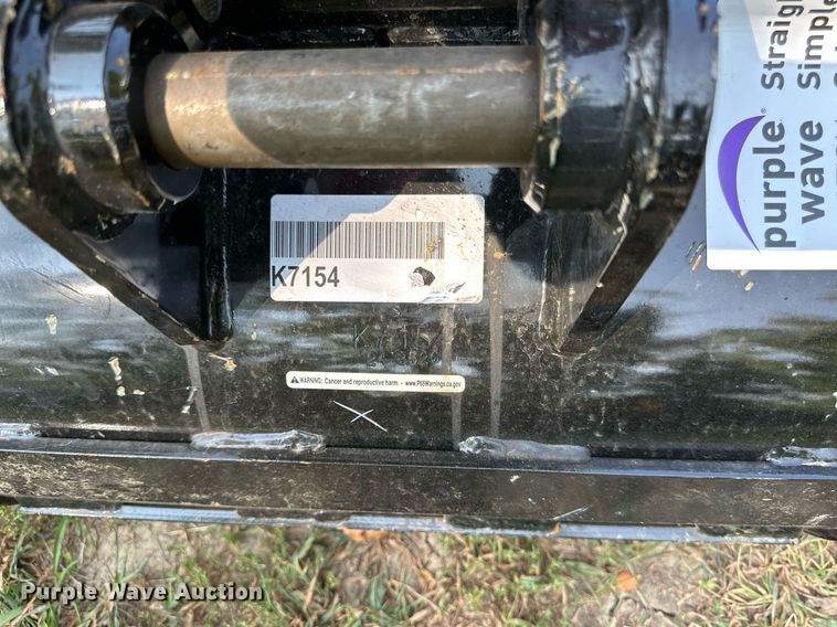 image for item DS2312 Kubota  excavator bucket