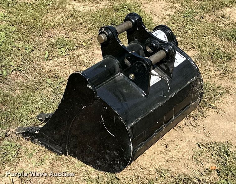 image for item DS2313 Kubota  excavator bucket