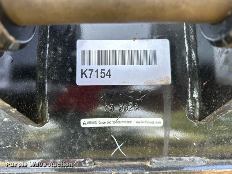 image for item DS2316 Kubota  excavator bucket