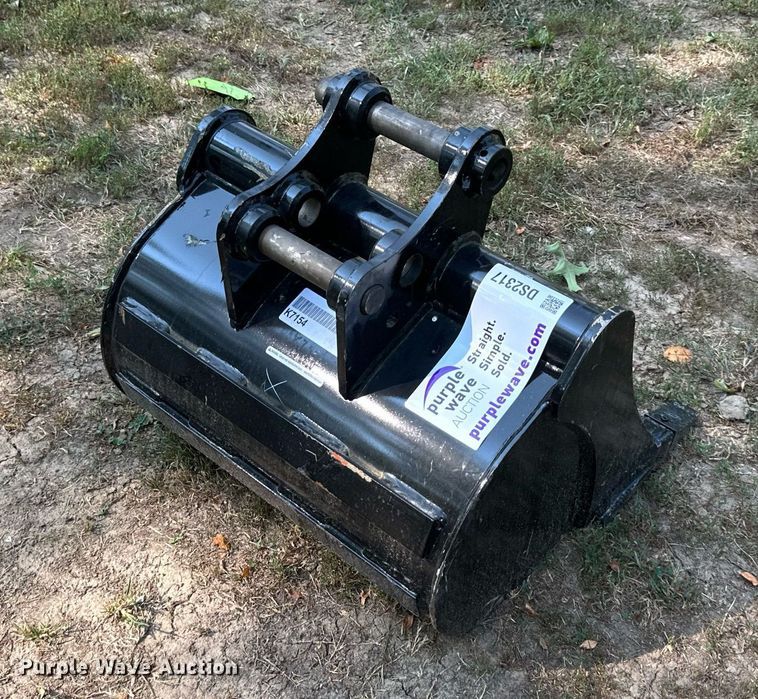 image for item DS2317 Kubota  excavator bucket