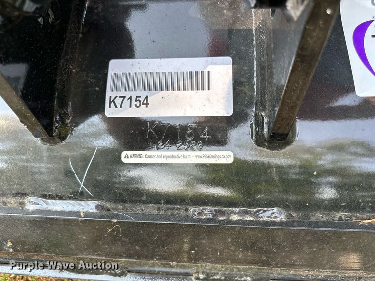 image for item DS2318 Kubota  excavator bucket