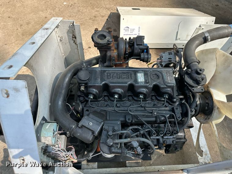 image for item DS2328 Kubota V3300-DI-T-ES02  engine