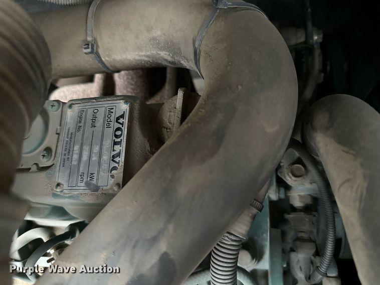 image for item DS2332 2011 Volvo ECR38  mini excavator