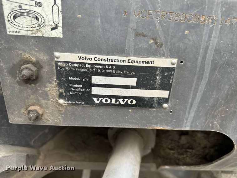 image for item DS2332 2011 Volvo ECR38  mini excavator