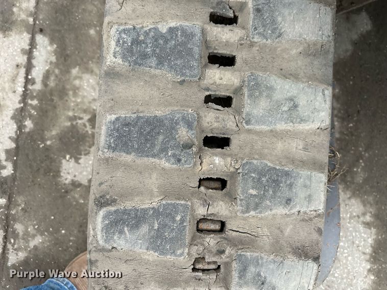 image for item DS2332 2011 Volvo ECR38  mini excavator