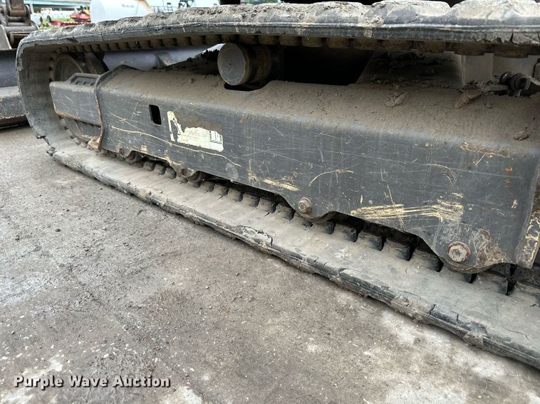 image for item DS2332 2011 Volvo ECR38  mini excavator