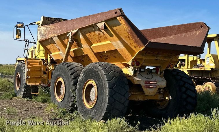 image for item DS2340 1998 Bell B40B  haul truck