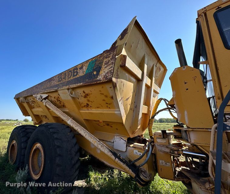 image for item DS2340 1998 Bell B40B  haul truck