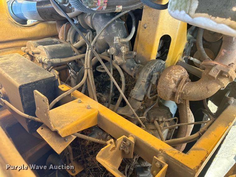 image for item DS2340 1998 Bell B40B  haul truck