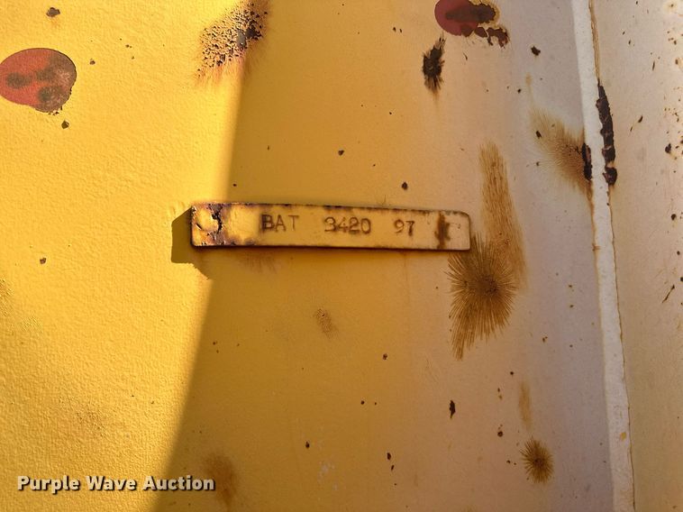 image for item DS2340 1998 Bell B40B  haul truck