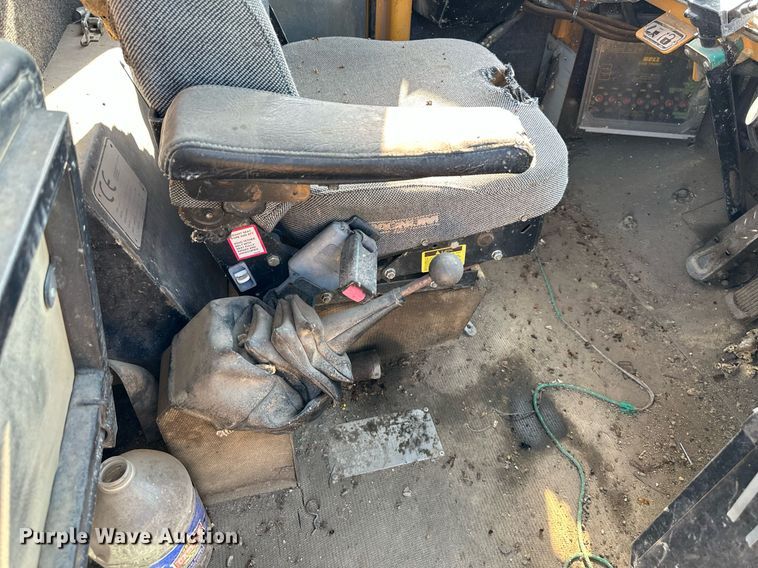 image for item DS2340 1998 Bell B40B  haul truck