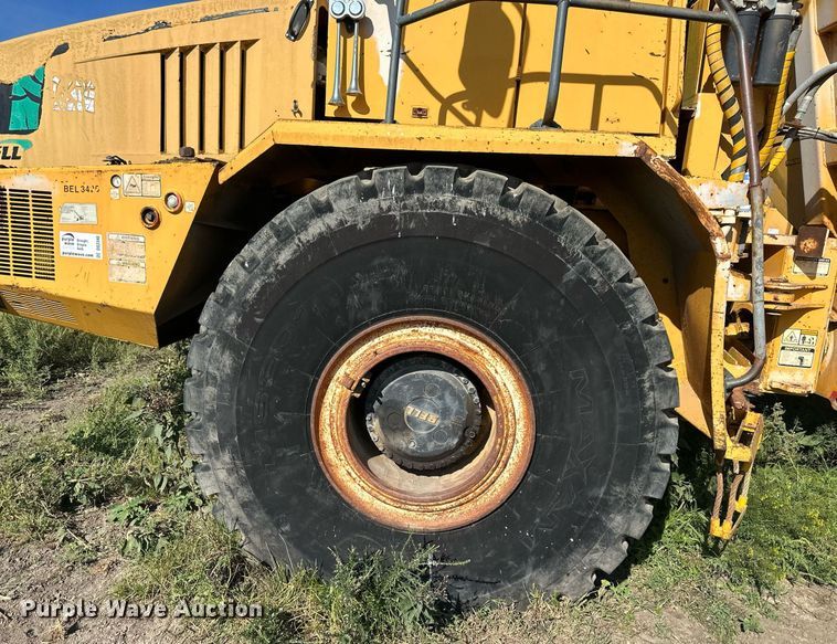 image for item DS2340 1998 Bell B40B  haul truck