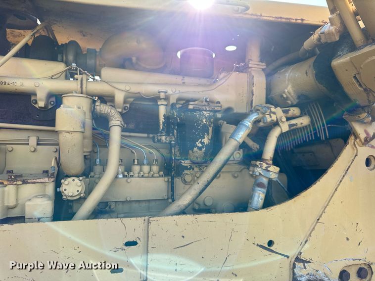 image for item DS2341 1971 Caterpillar D8H crawler tractor