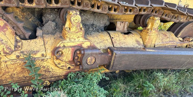 image for item DS2341 1971 Caterpillar D8H crawler tractor