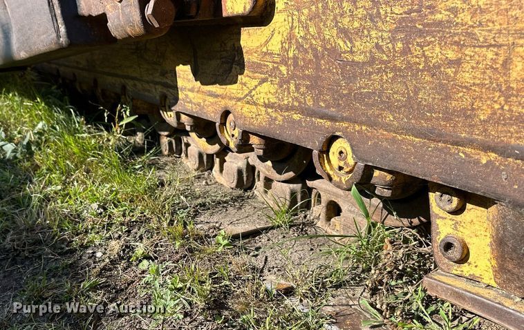 image for item DS2341 1971 Caterpillar D8H crawler tractor