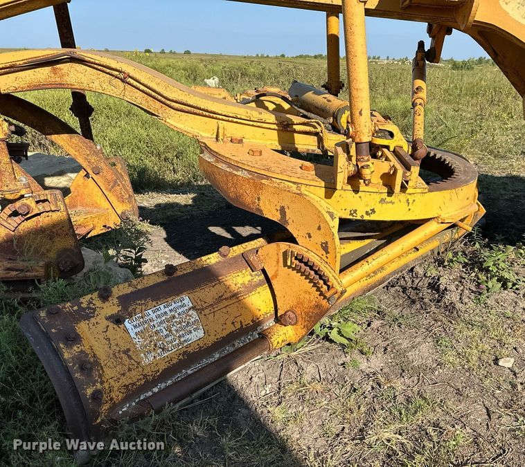 image for item DS2342 Galion T500 motor grader