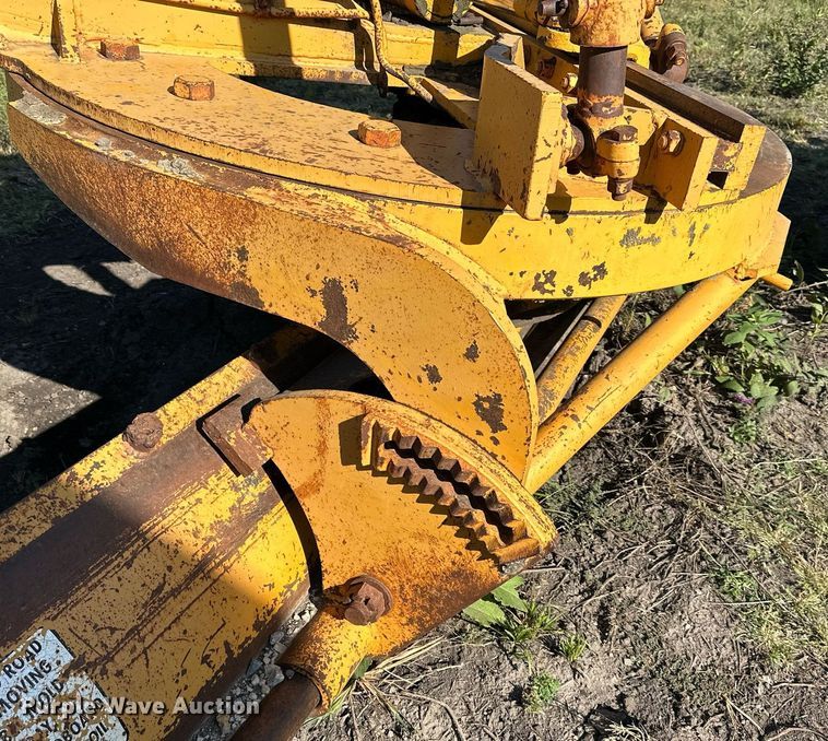 image for item DS2342 Galion T500 motor grader