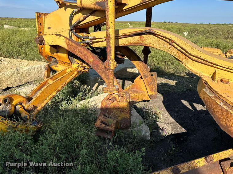 image for item DS2342 Galion T500 motor grader