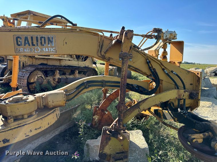 image for item DS2342 Galion T500 motor grader
