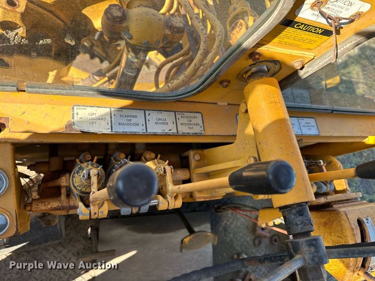 image for item DS2342 Galion T500 motor grader