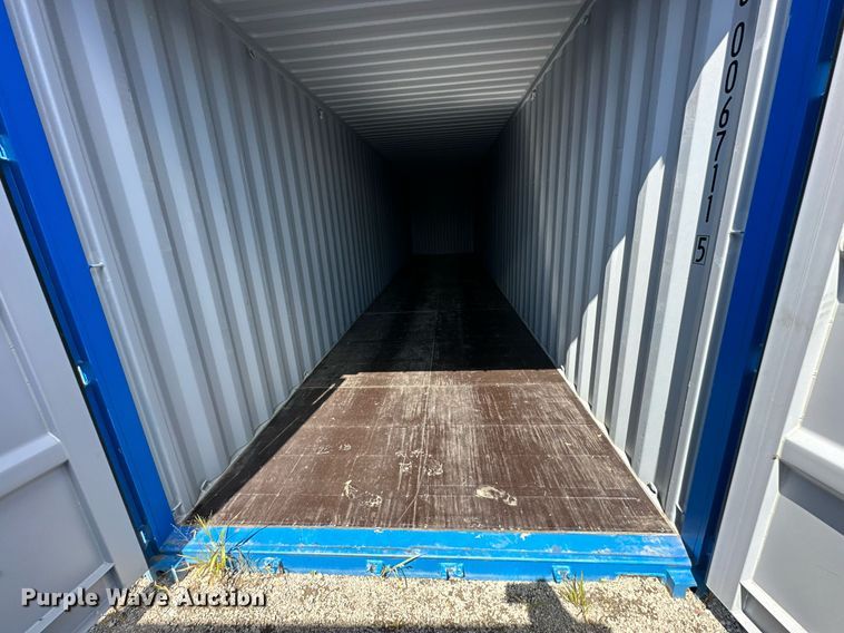 image for item DS2348 2021 Dong Fang International  40' shipping container