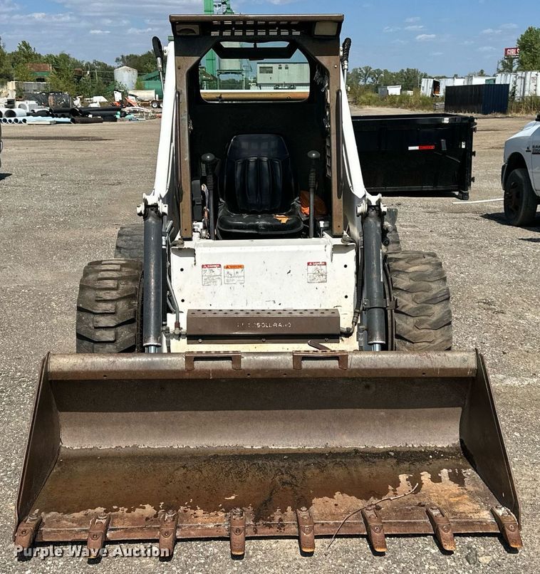 image for item DS2349 1999 Bobcat 873  skid steer loader