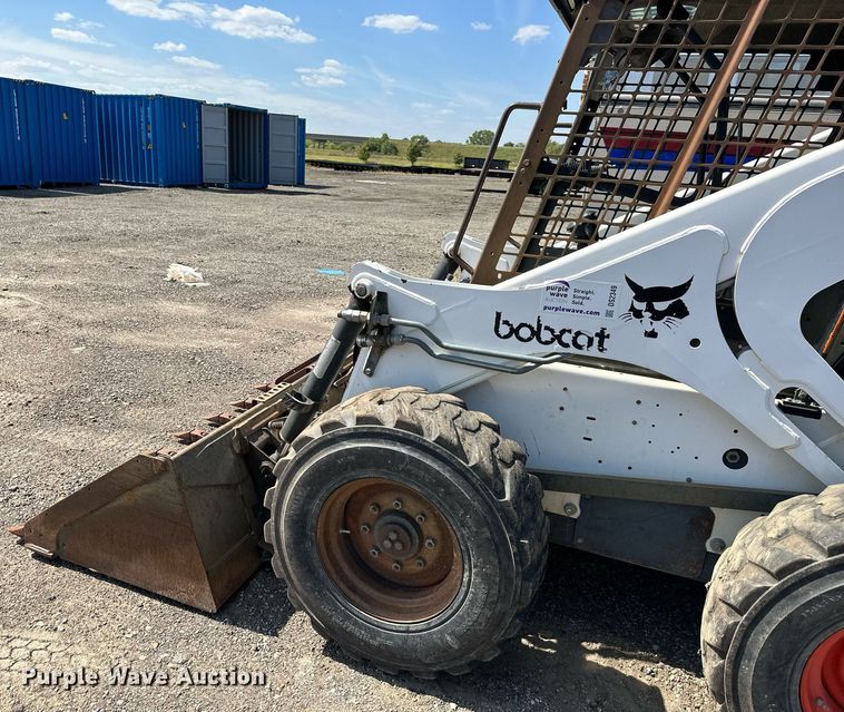 image for item DS2349 1999 Bobcat 873  skid steer loader