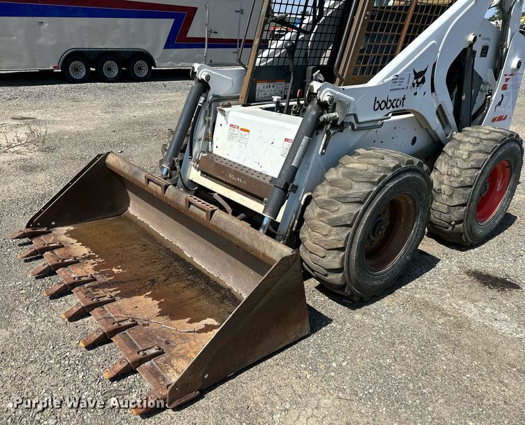 image for item DS2349 1999 Bobcat 873  skid steer loader