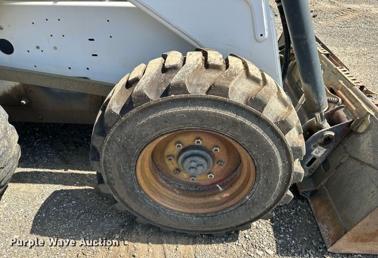 image for item DS2349 1999 Bobcat 873  skid steer loader