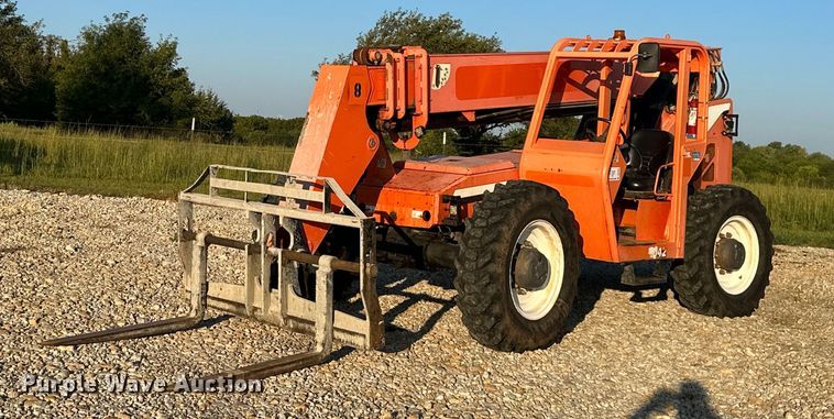 image for item DS2350 2013 JLG SkyTrak 8042  telehandler