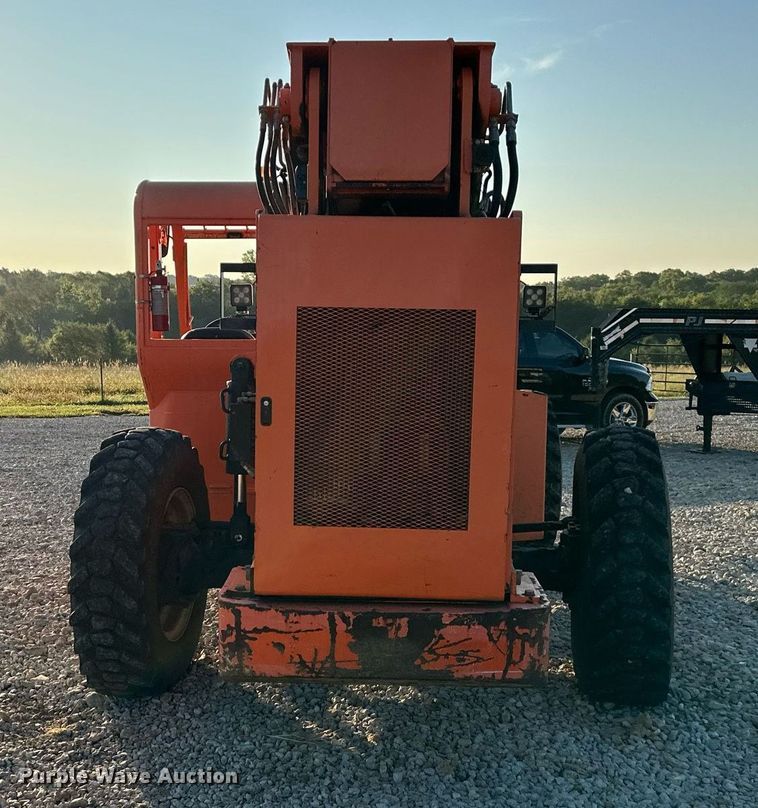 image for item DS2350 2013 JLG SkyTrak 8042  telehandler
