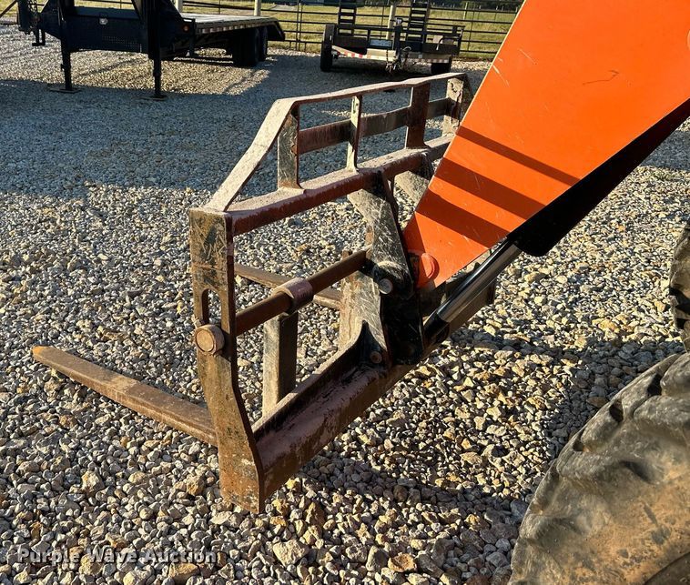 image for item DS2350 2013 JLG SkyTrak 8042  telehandler