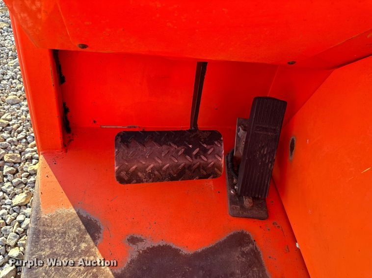 image for item DS2350 2013 JLG SkyTrak 8042  telehandler