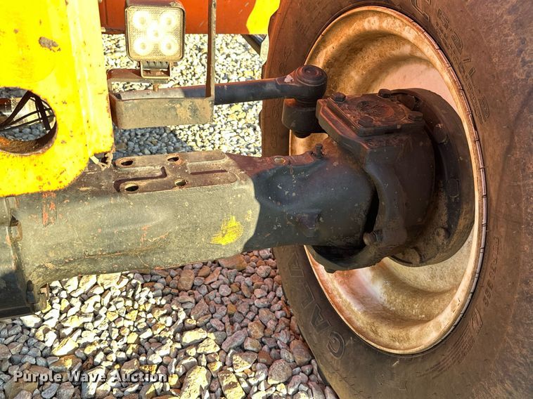 image for item DS2350 2013 JLG SkyTrak 8042  telehandler