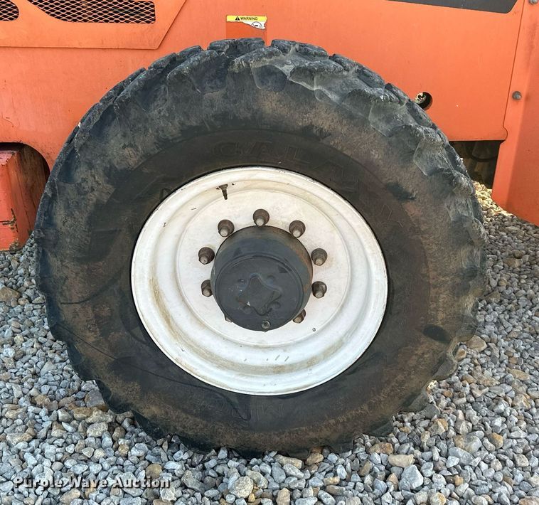 image for item DS2350 2013 JLG SkyTrak 8042  telehandler