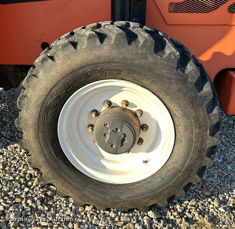 image for item DS2350 2013 JLG SkyTrak 8042  telehandler