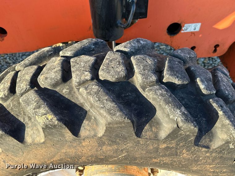 image for item DS2350 2013 JLG SkyTrak 8042  telehandler